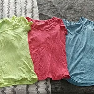 American Eagle Scoop Neck Shirts
